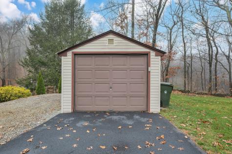 211 Old Post Road Tolland CT 06084
