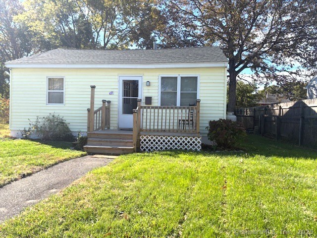 147 Midway Oval Groton CT 06340