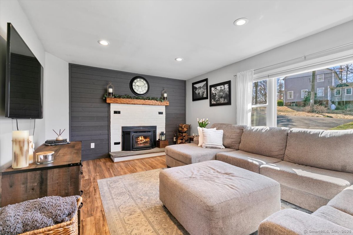 2 Jackson Drive Brookfield CT 06804