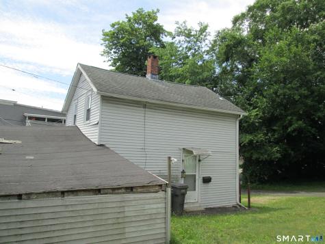 124 Spring Street Naugatuck CT 06770