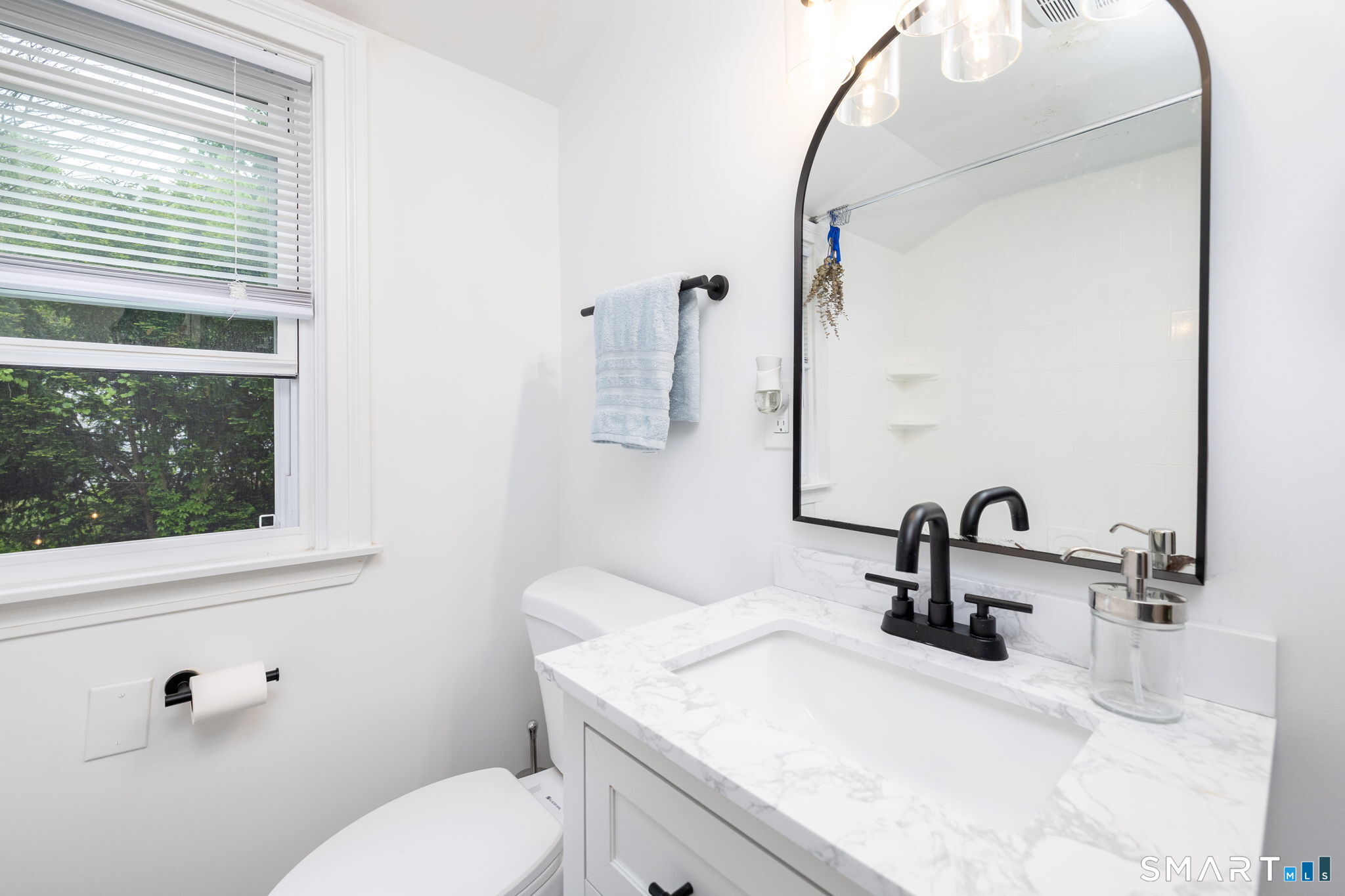 530 Bloomfield Avenue Bloomfield CT 06002