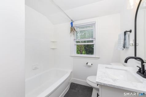 530 Bloomfield Avenue Bloomfield CT 06002