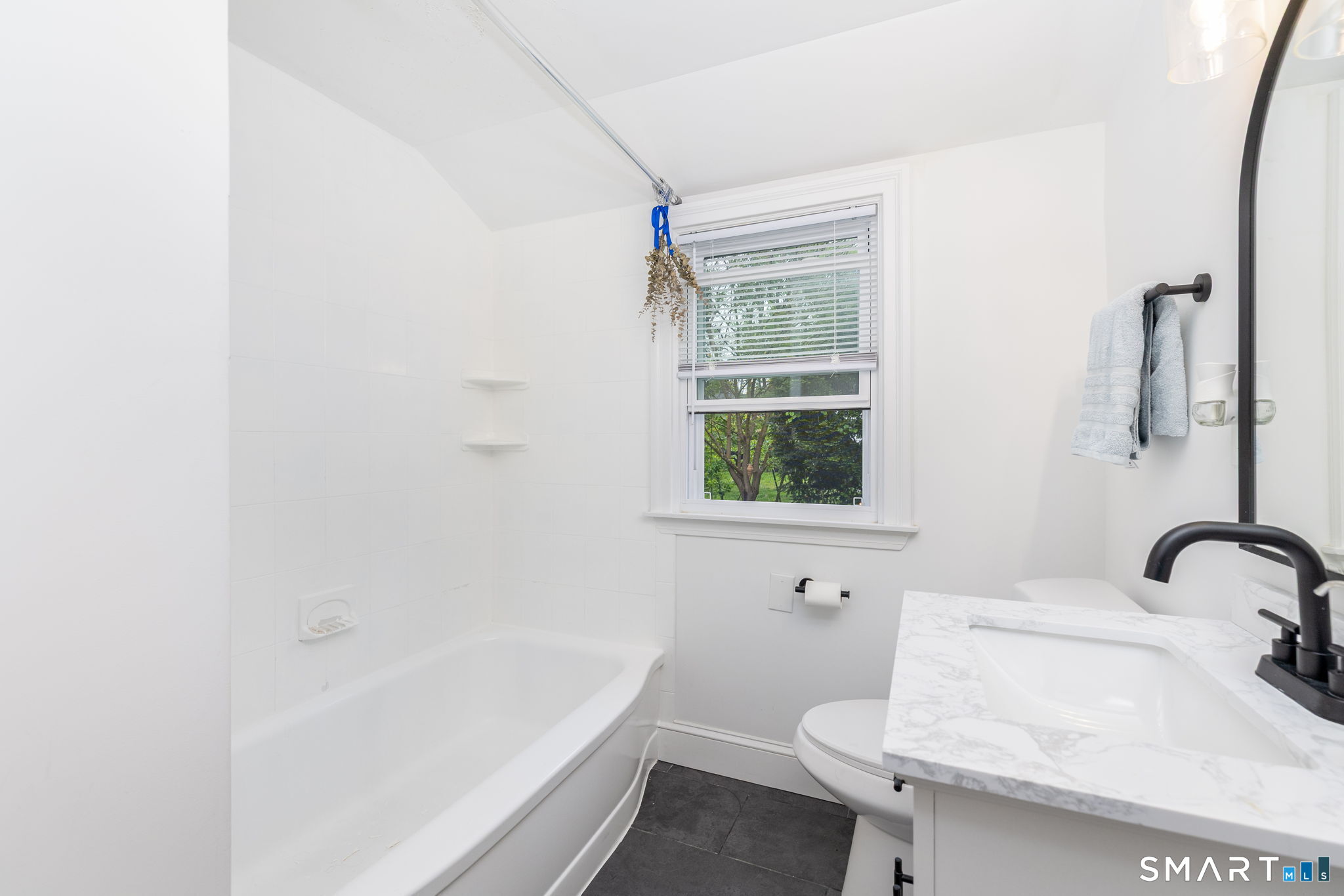 530 Bloomfield Avenue Bloomfield CT 06002