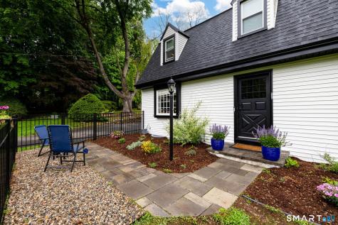 530 Bloomfield Avenue Bloomfield CT 06002
