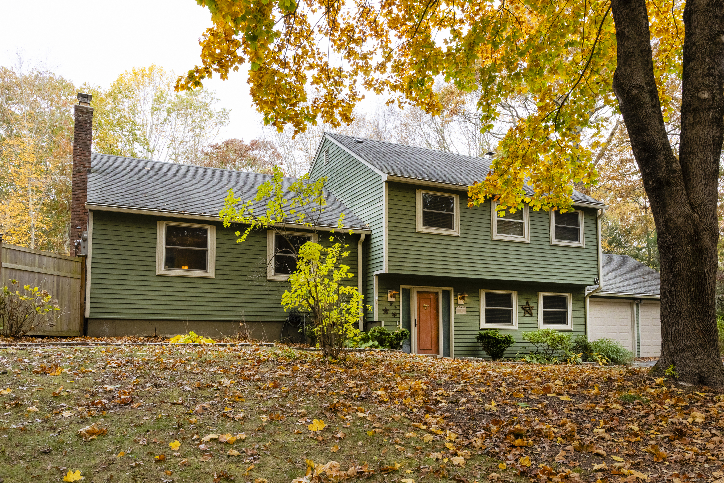 5 Kings Grant Road Clinton CT 06413