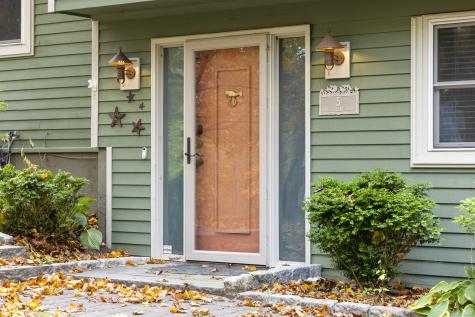 5 Kings Grant Road Clinton CT 06413