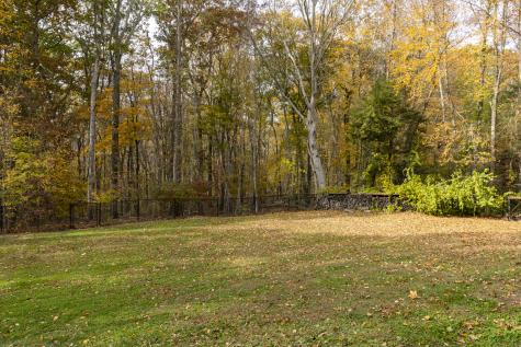 5 Kings Grant Road Clinton CT 06413