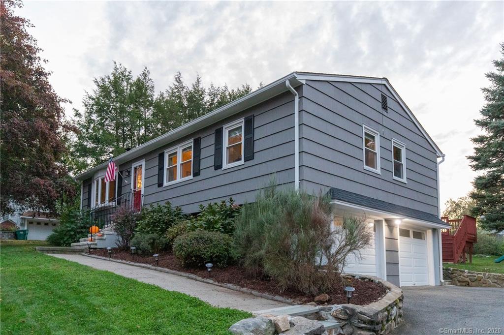 7 Oak Hill Road Seymour CT 06483