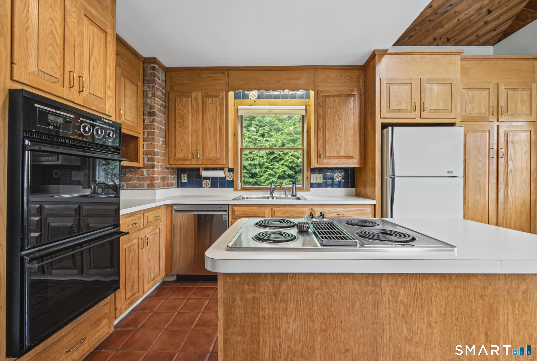 71 Everett Avenue West Hartford CT 06107
