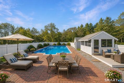 28 Cemetery Road Willington CT 06279