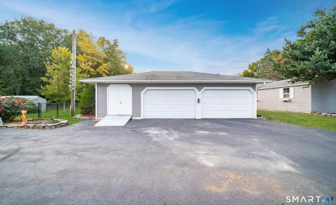 28 Cemetery Road Willington CT 06279