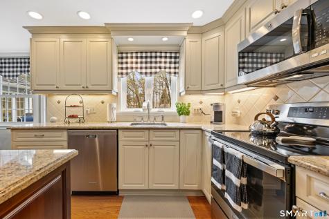 1609 Sturbridge Court Cheshire CT 06410