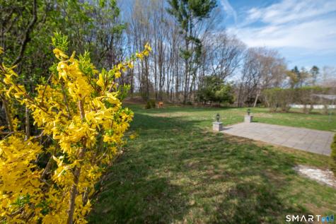 5 Wixon Road Danbury CT 06811