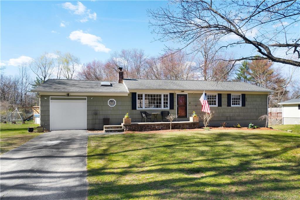 6 Appleblossom Lane Newtown CT 06470