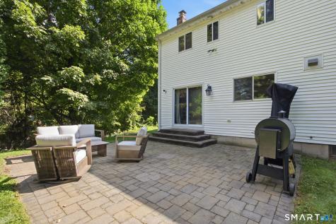 160 Nod Road Simsbury CT 06001