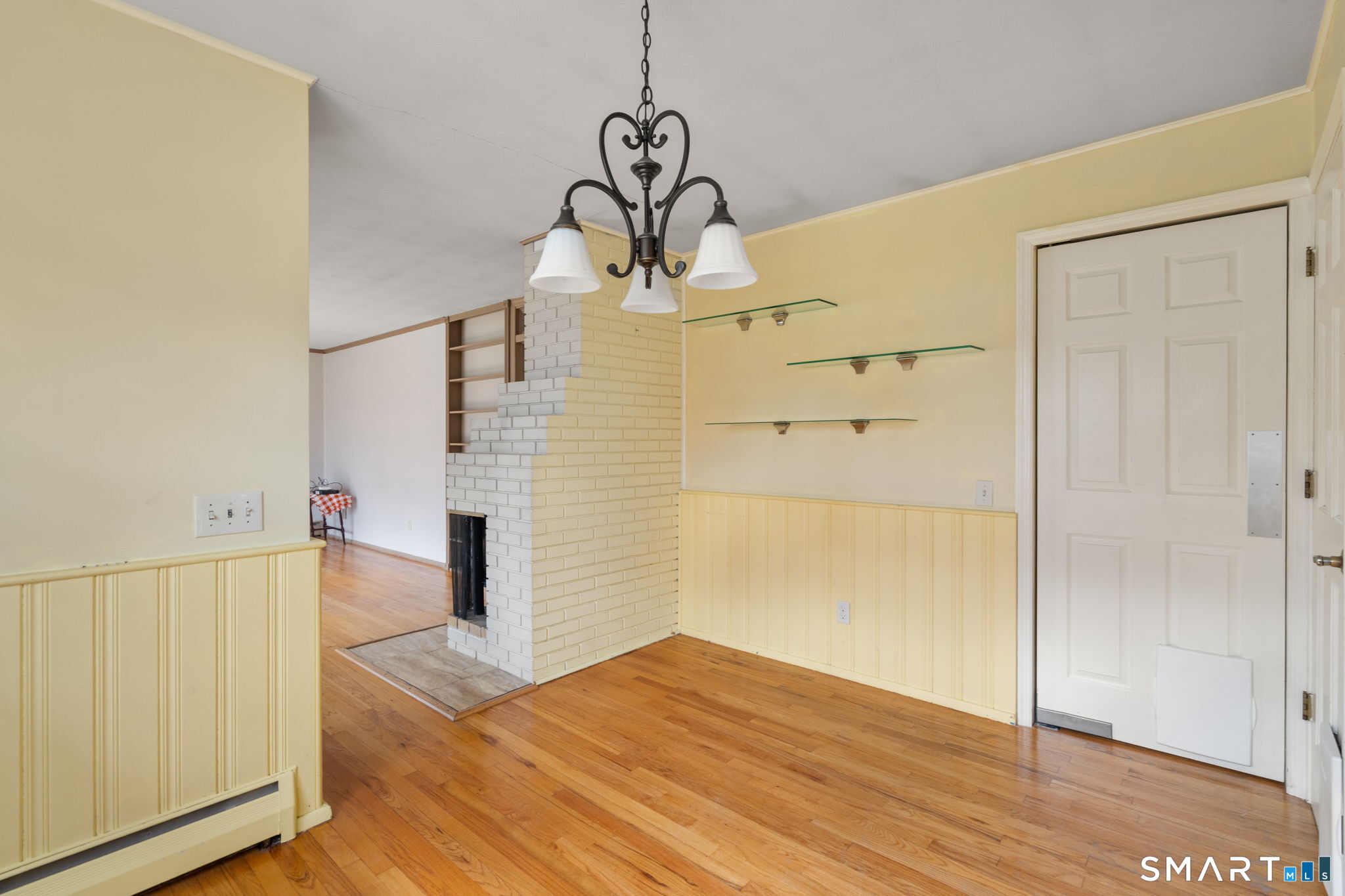 215 Monroe Street East Hartford CT 06118