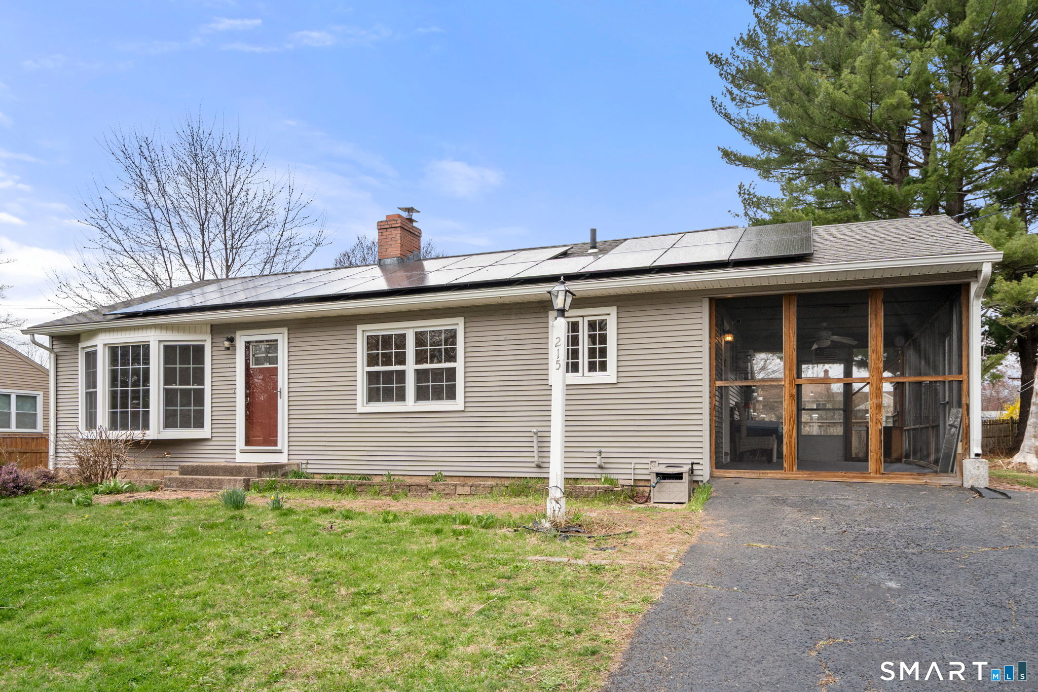 215 Monroe Street East Hartford CT 06118
