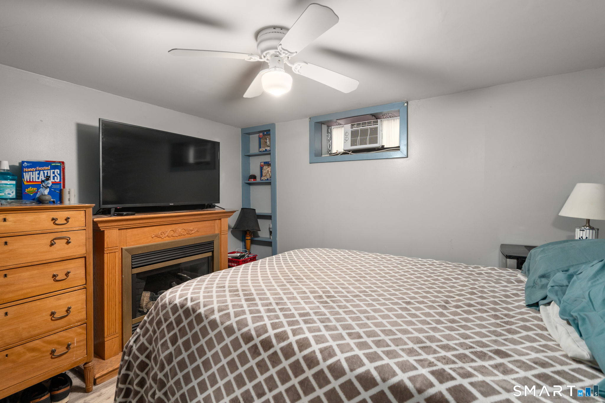 215 Monroe Street East Hartford CT 06118