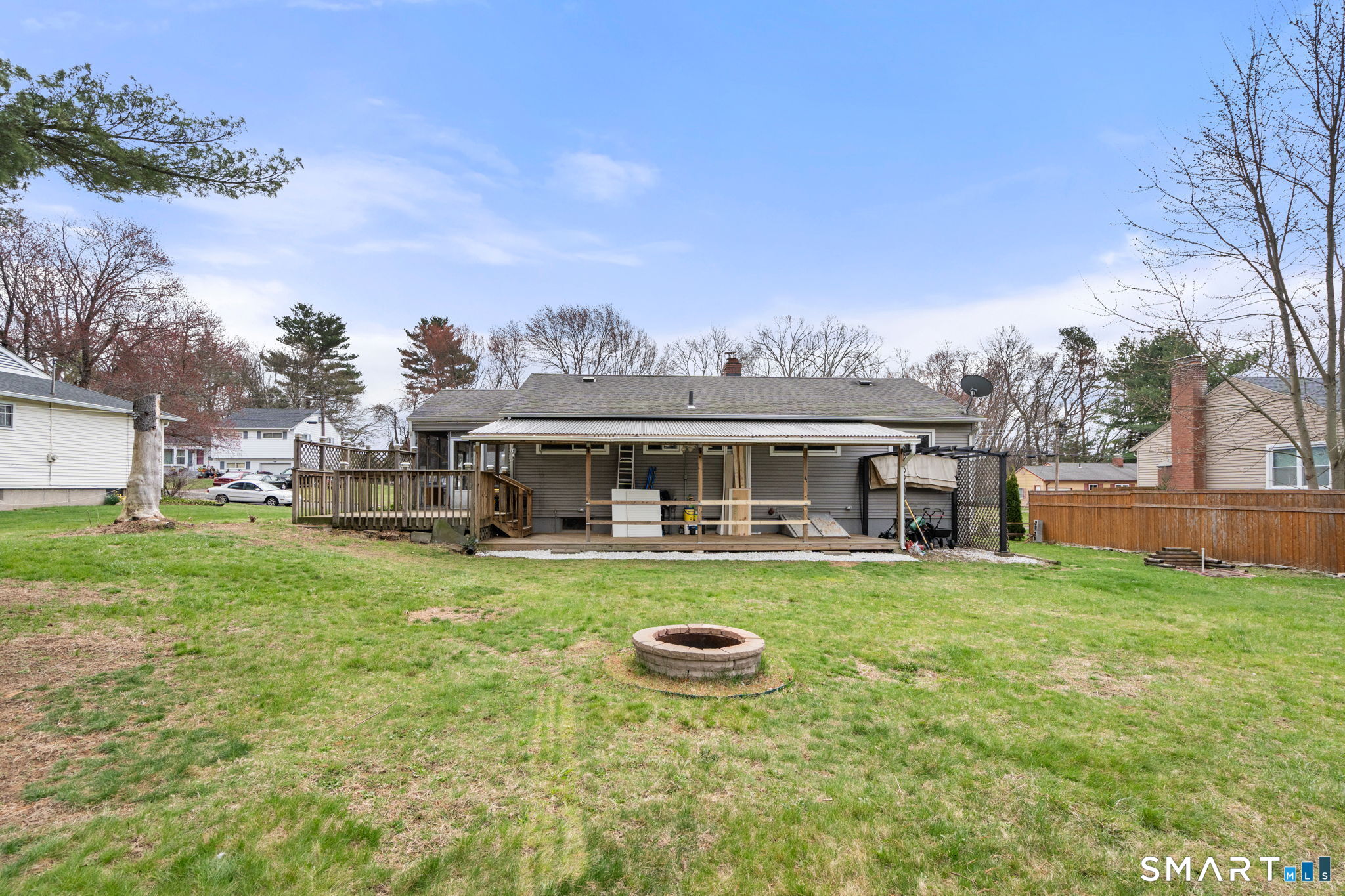215 Monroe Street East Hartford CT 06118