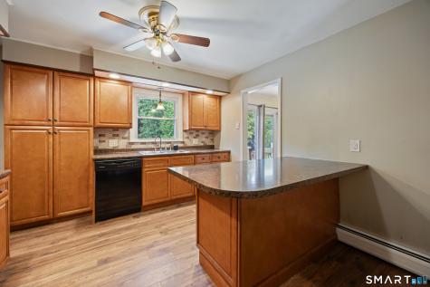 1090 Notch Road Cheshire CT 06410