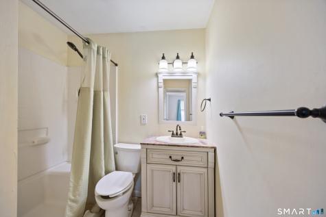 1090 Notch Road Cheshire CT 06410