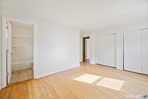 1090 Notch Road Cheshire CT 06410