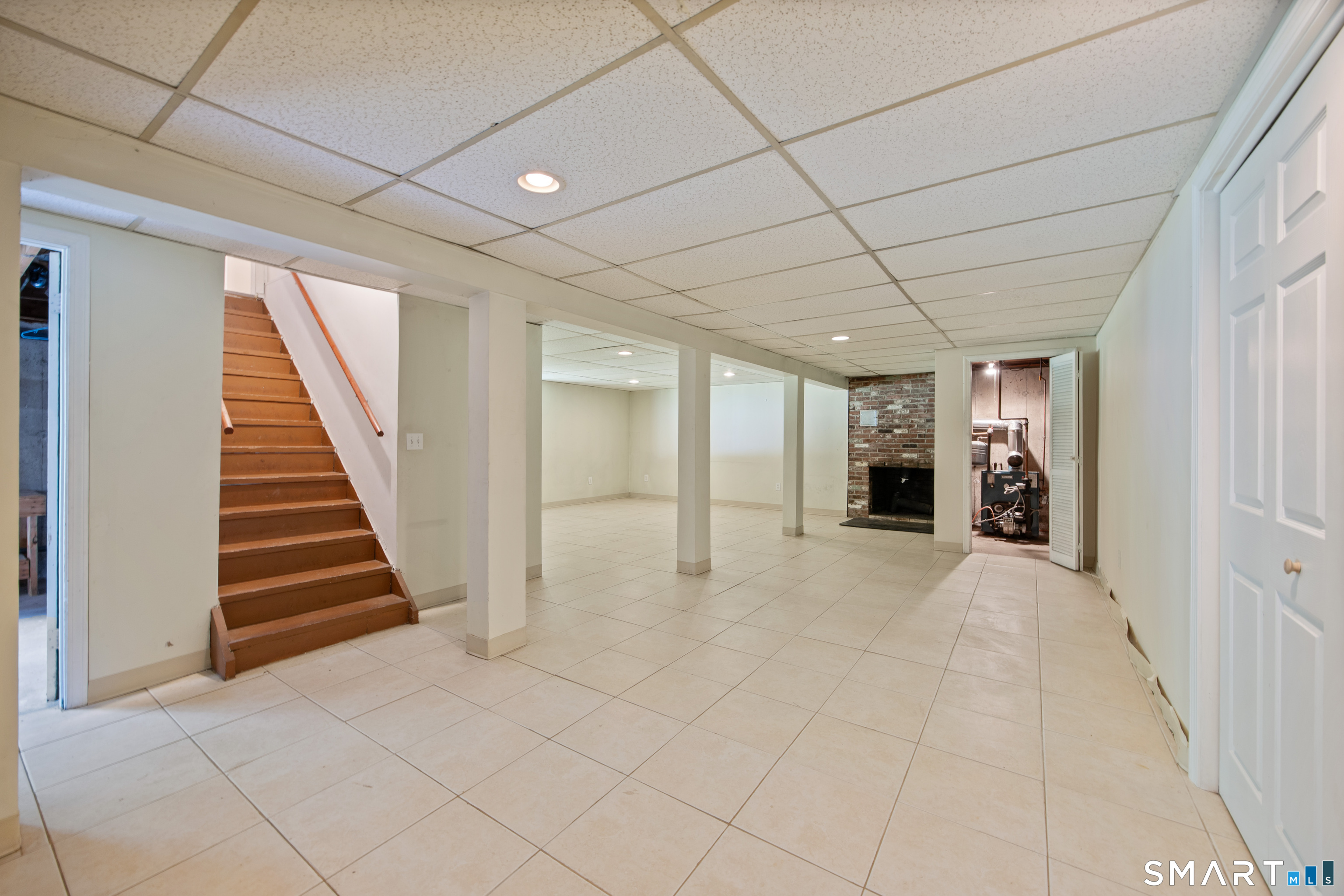 1090 Notch Road Cheshire CT 06410