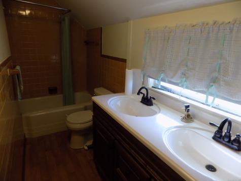 10 Henry Street Bristol CT 06010