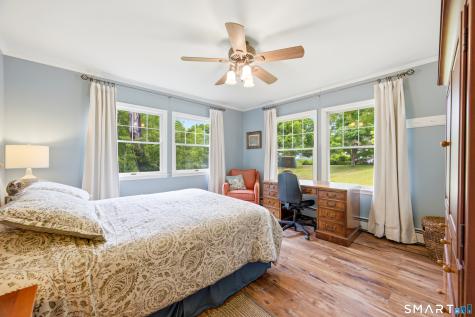 49 River Road Essex CT 06426