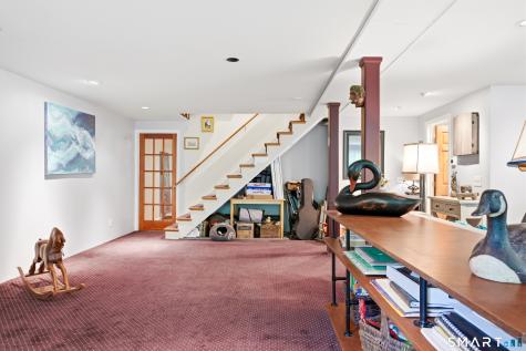 49 River Road Essex CT 06426