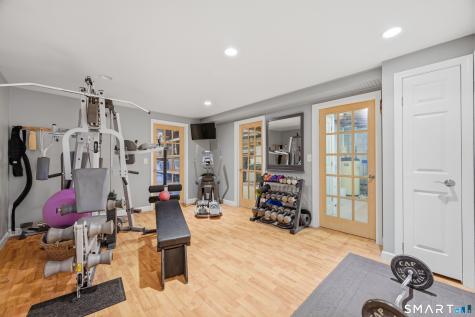 49 River Road Essex CT 06426