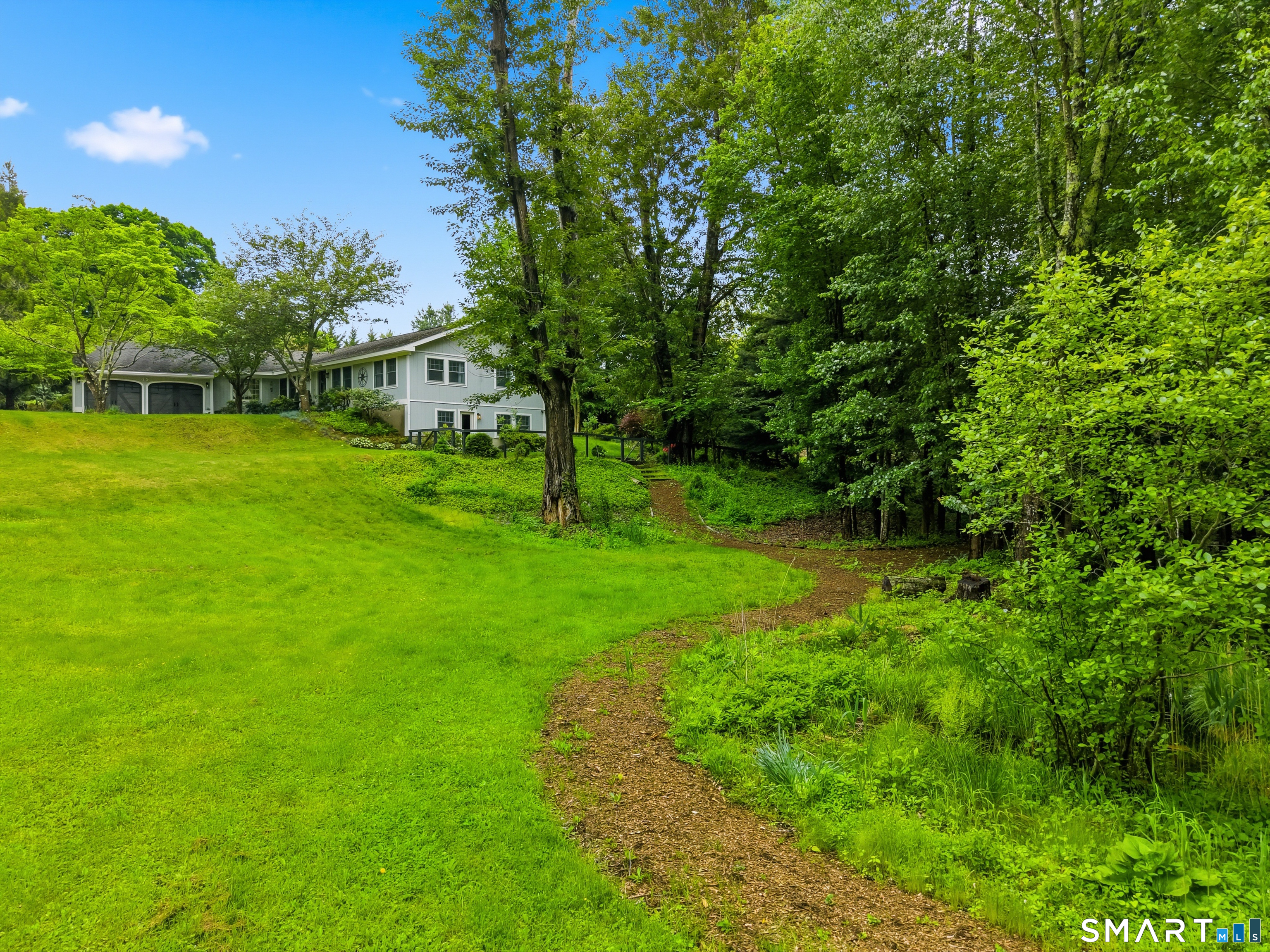 49 River Road Essex CT 06426