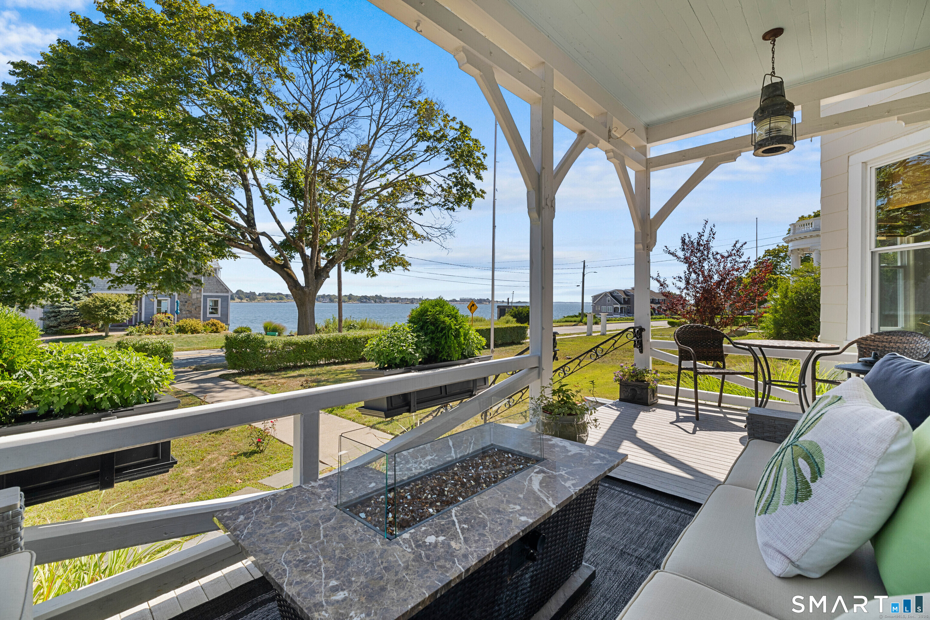 597 Pequot Avenue New London CT 06320