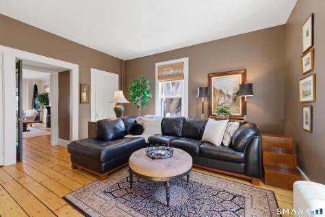 597 Pequot Avenue New London CT 06320