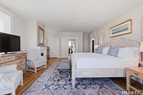 597 Pequot Avenue New London CT 06320