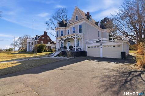 597 Pequot Avenue New London CT 06320
