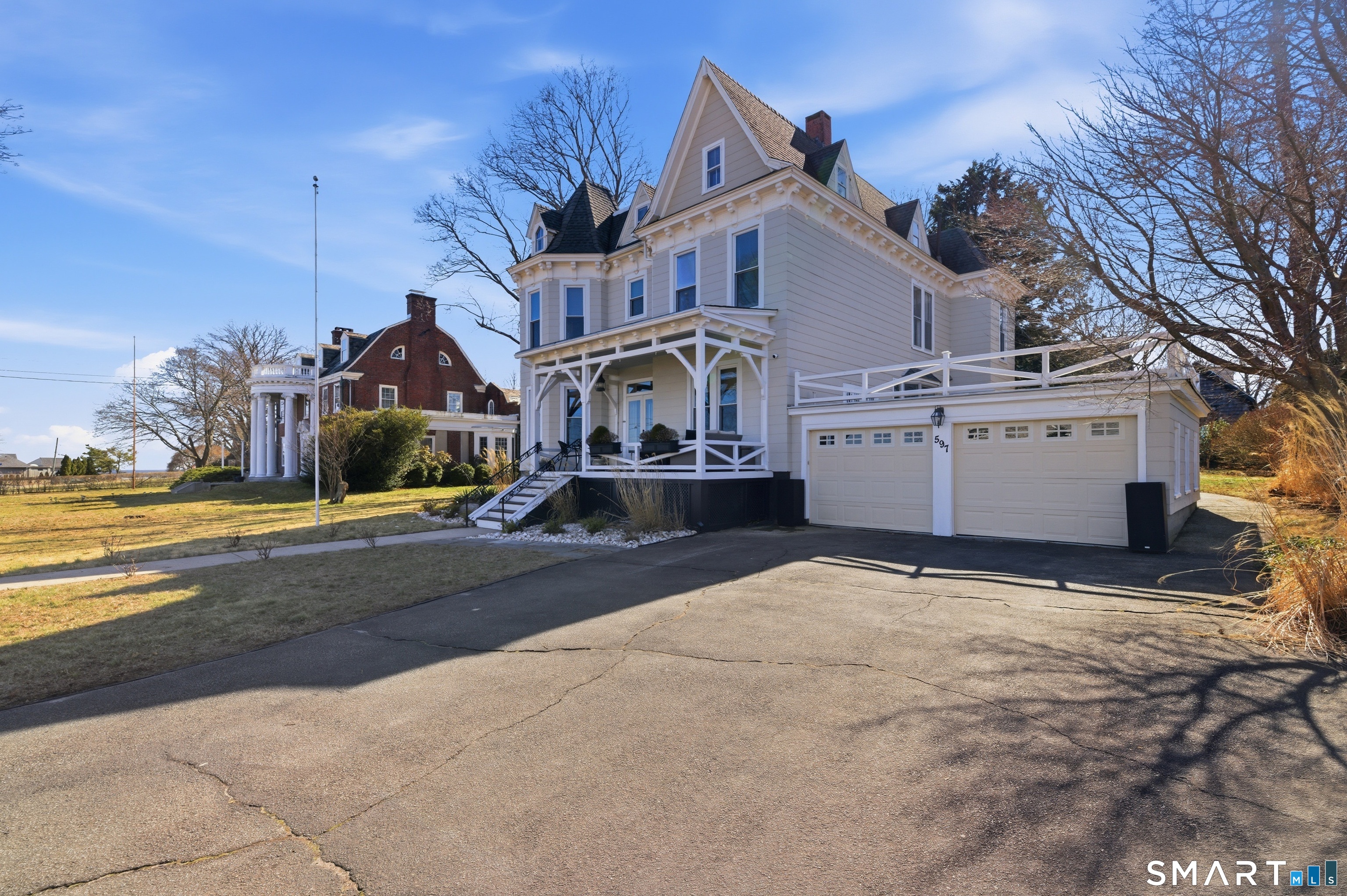 597 Pequot Avenue New London CT 06320