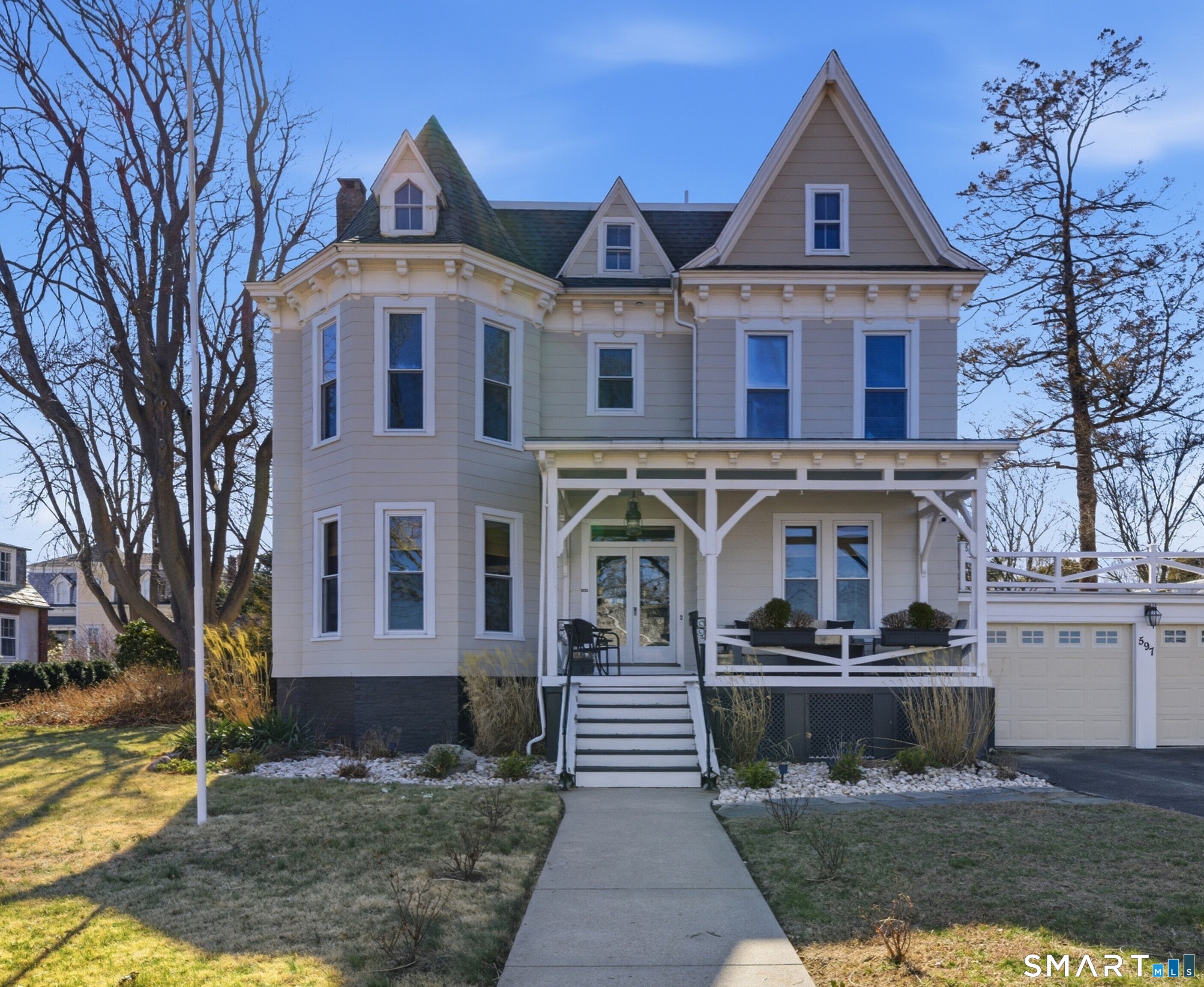 597 Pequot Avenue New London CT 06320