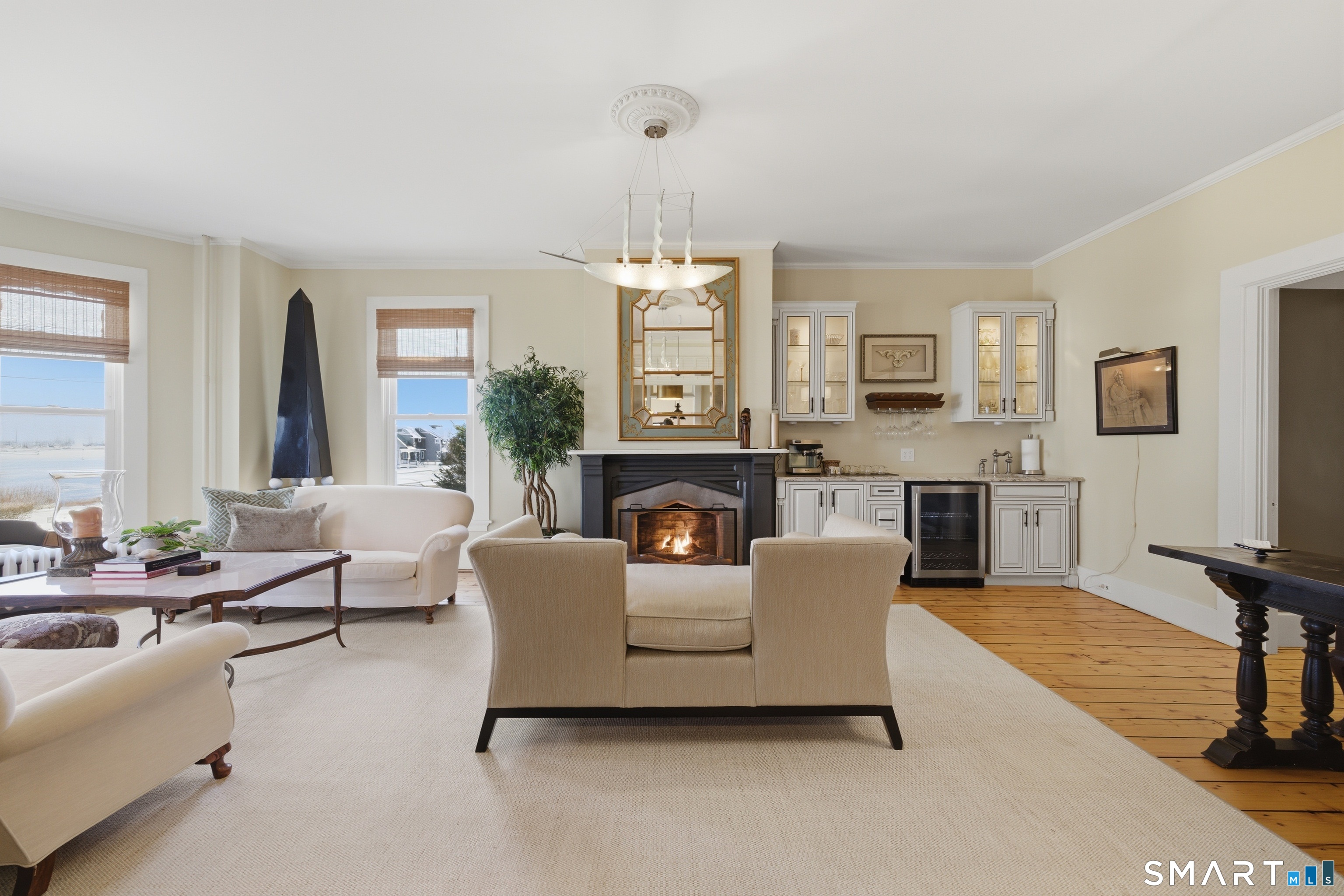 597 Pequot Avenue New London CT 06320