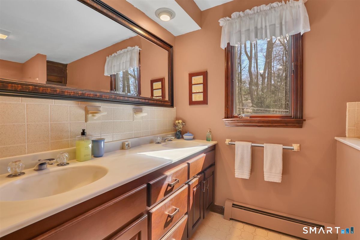 179 Blue Ridge Drive Manchester CT 06040
