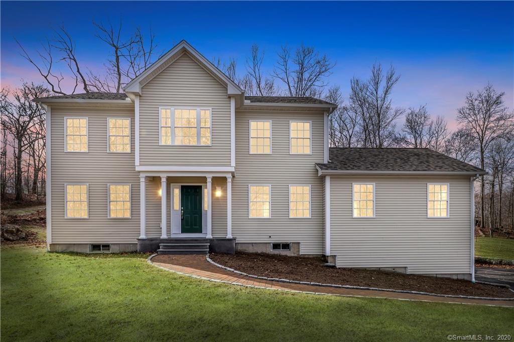 38 Oakcrest Road Oxford CT 06478