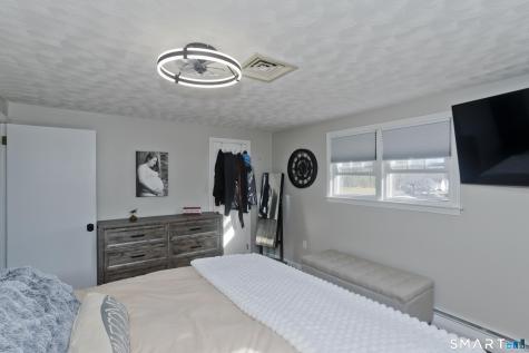 7 Bobolink Lane Enfield CT 06082