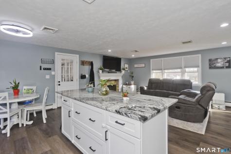 7 Bobolink Lane Enfield CT 06082