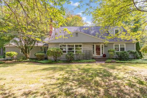 33 Eastland Road Hamden CT 06517