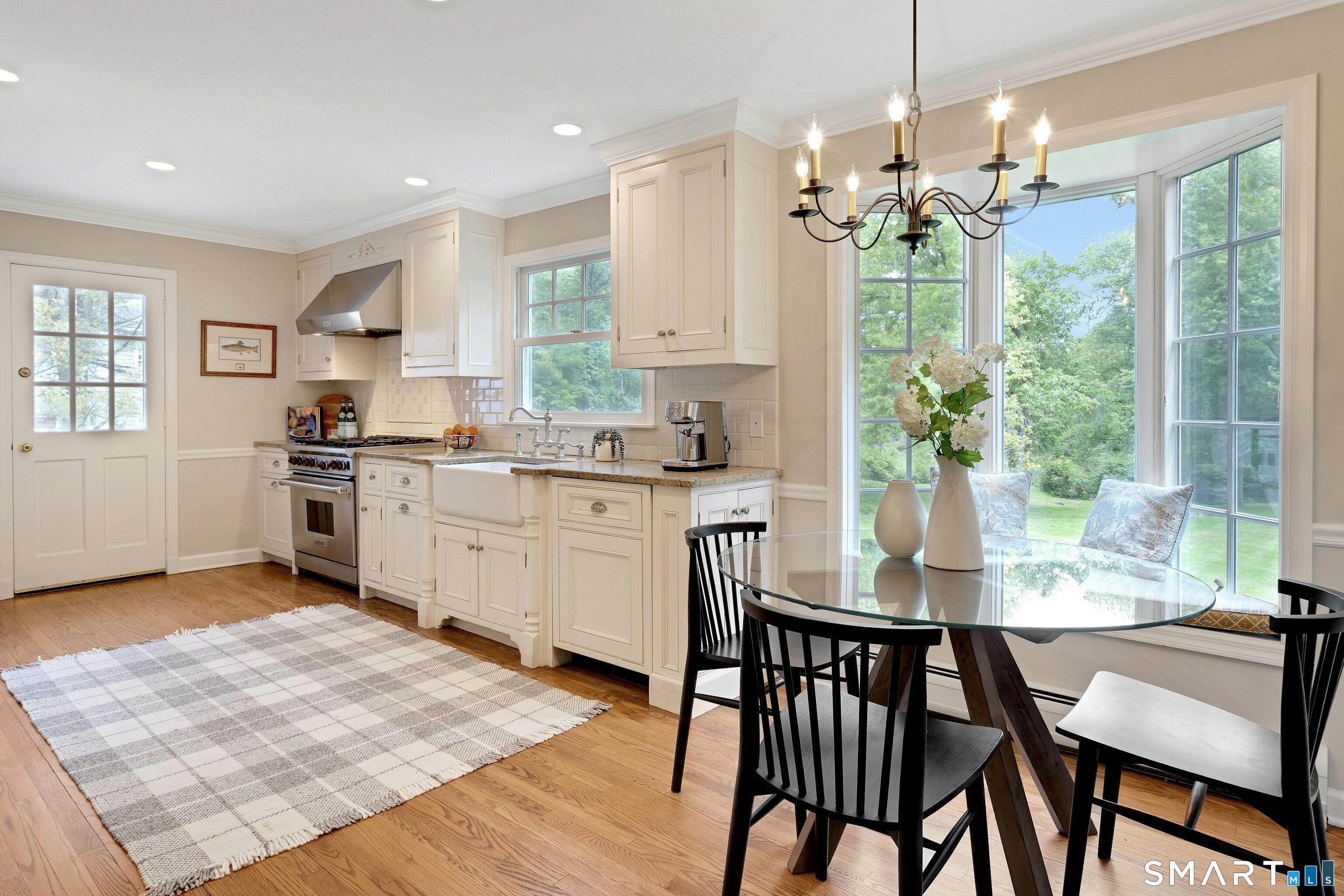21 Hickory Drive New Canaan CT 06840