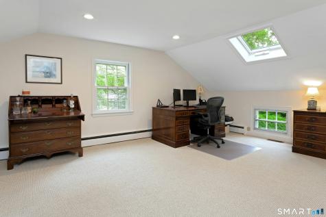 21 Hickory Drive New Canaan CT 06840