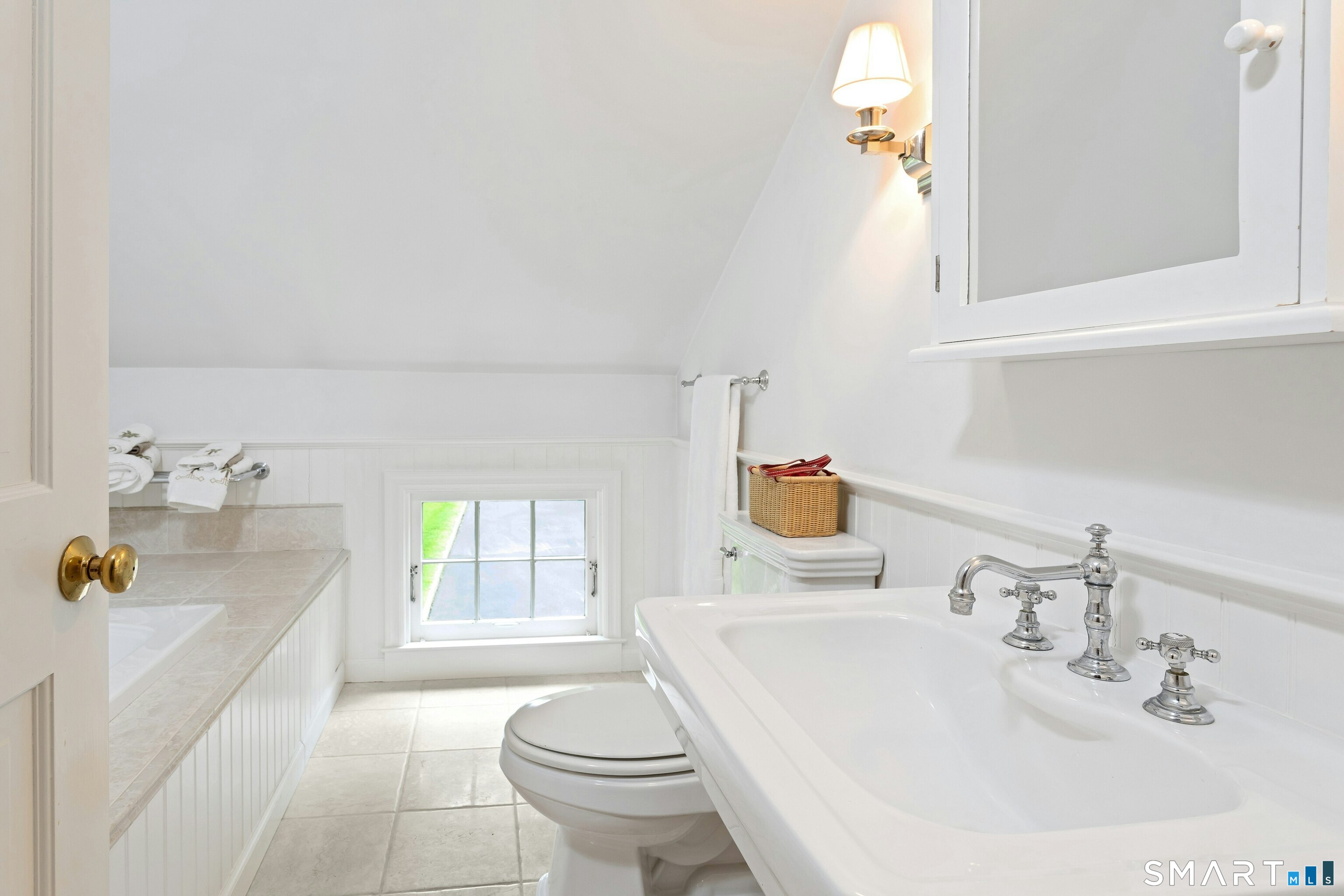 21 Hickory Drive New Canaan CT 06840
