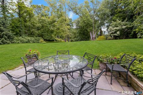 21 Hickory Drive New Canaan CT 06840