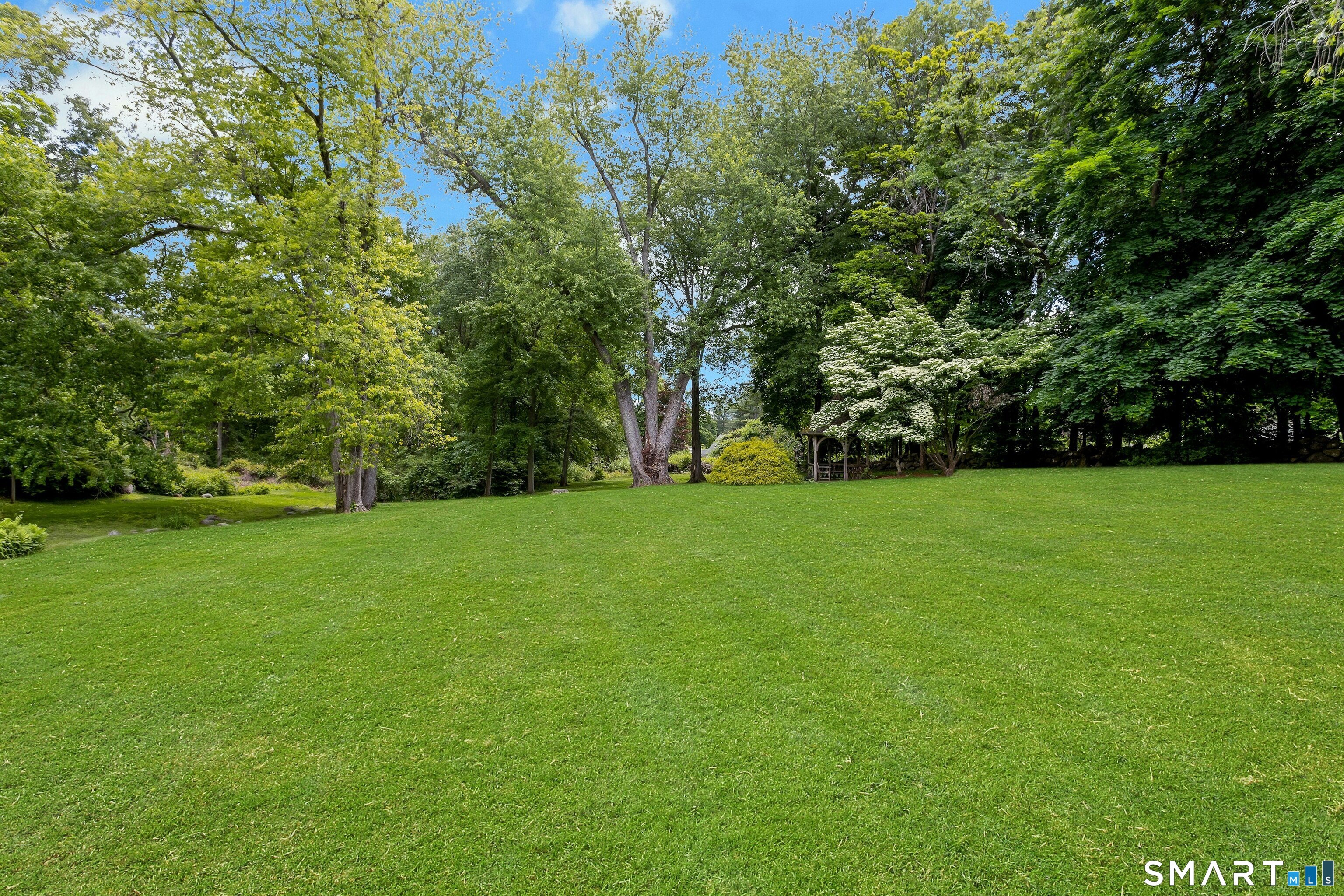 21 Hickory Drive New Canaan CT 06840