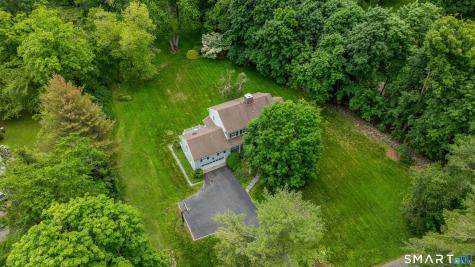 21 Hickory Drive New Canaan CT 06840